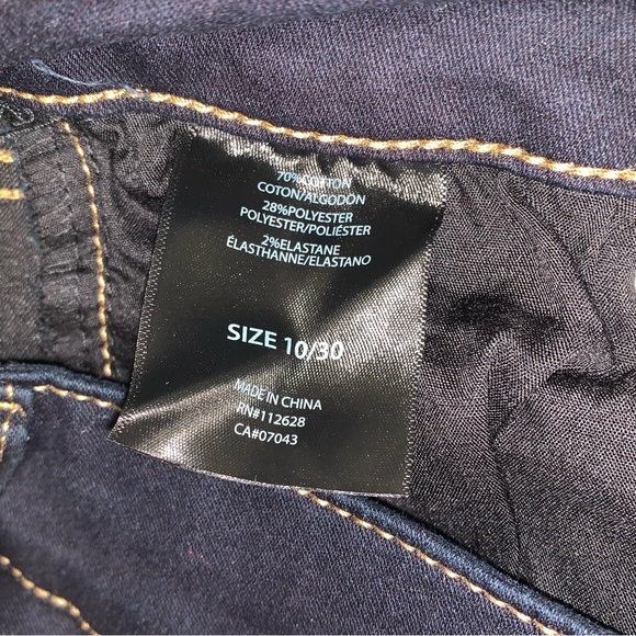 NWT TAHARI Daphne Womens 10 Double Button Mini Boot Jeans in Night Sky Dark Wash - Picture 8 of 11